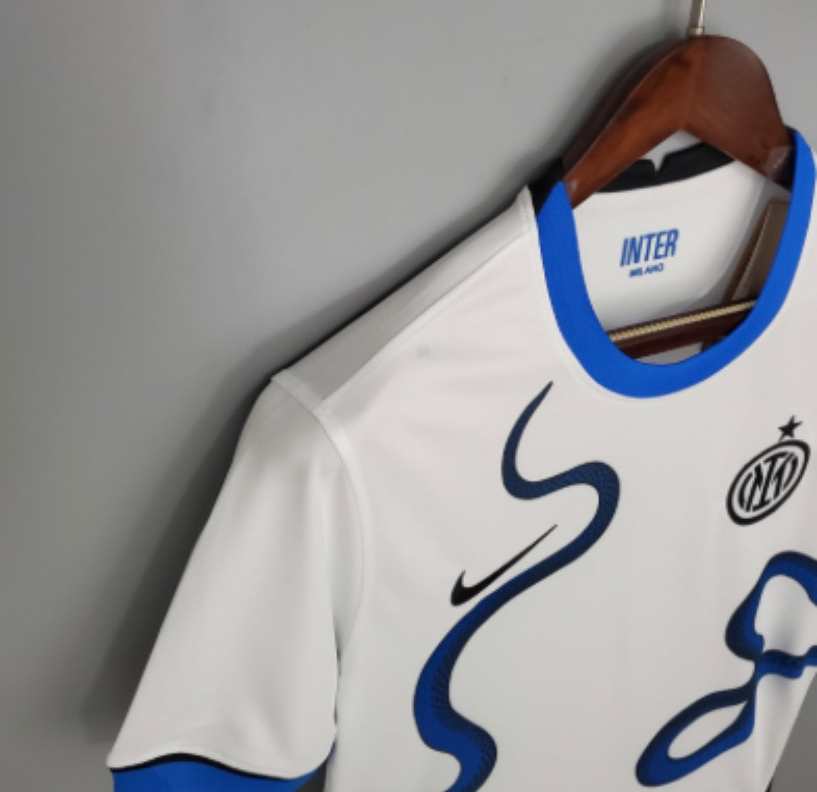Retro Inter Milan Away 21/22