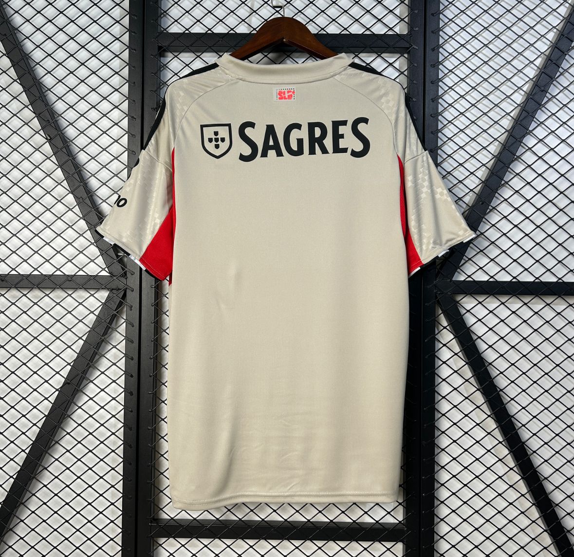 Benfica away 25/26