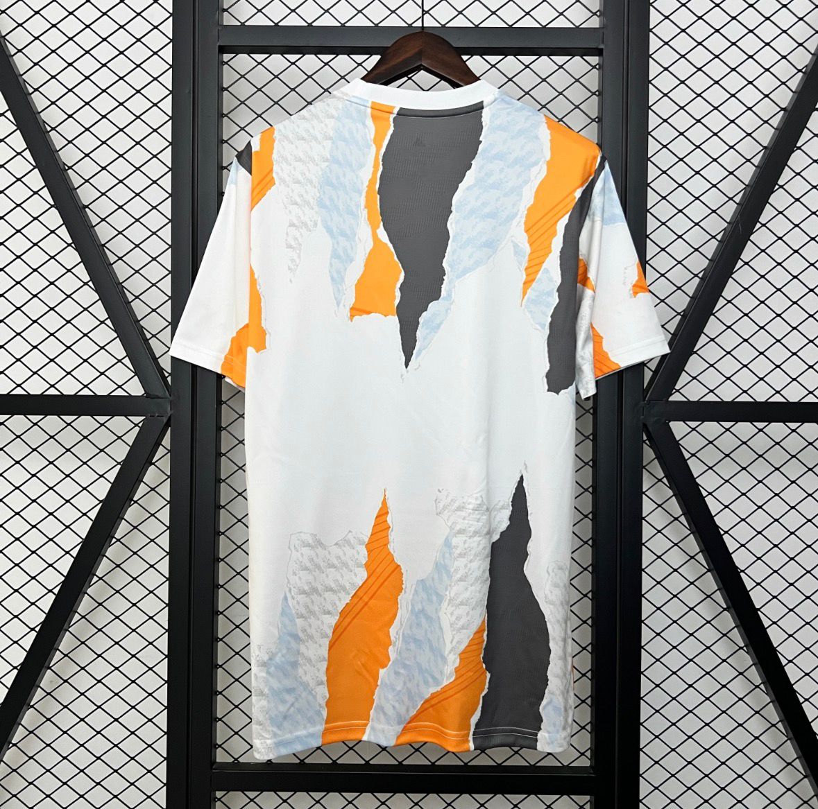 Uniforme de treino do Real Madrid 24/25