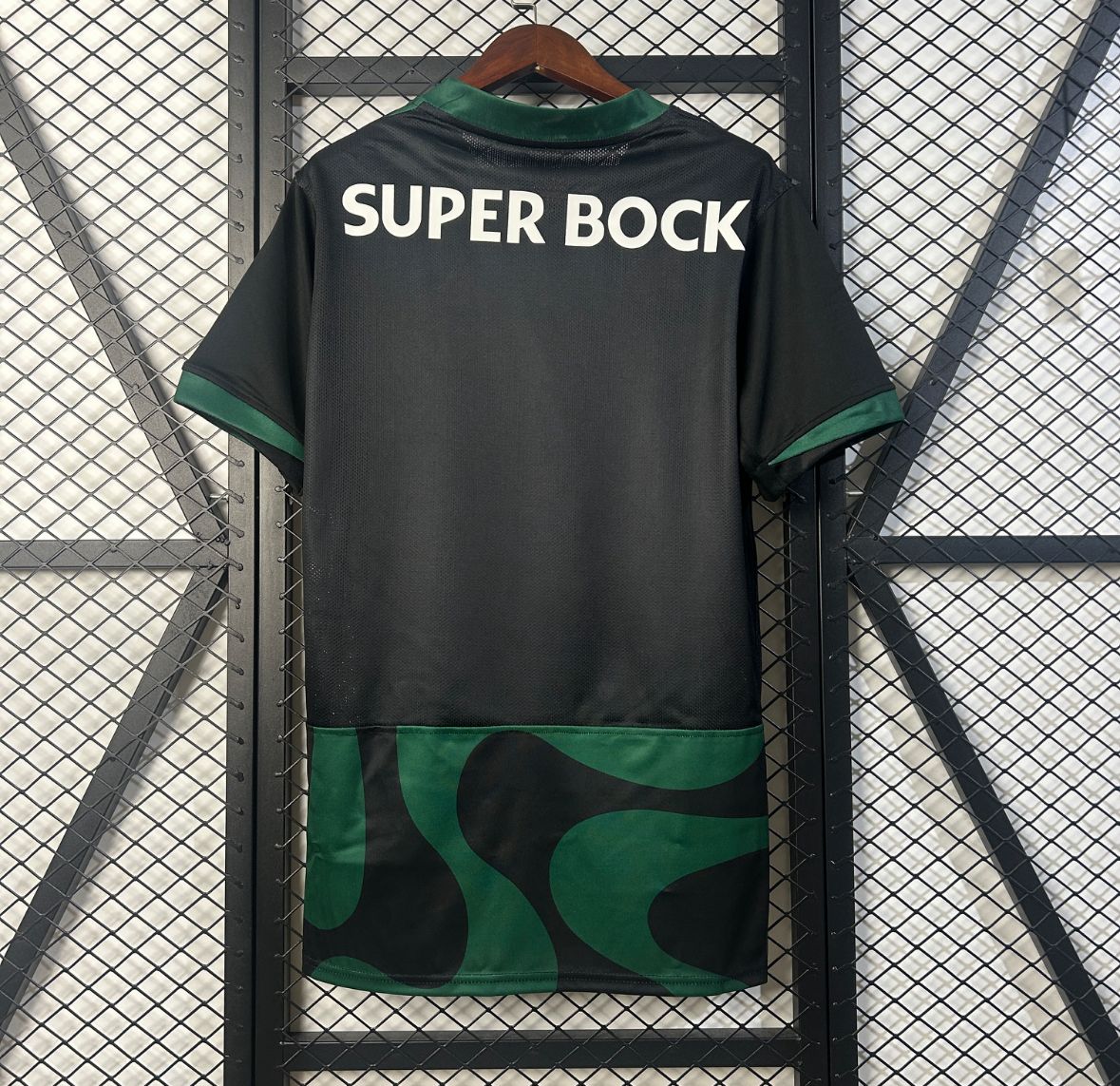 Sporting Lisbon Third away 25/26