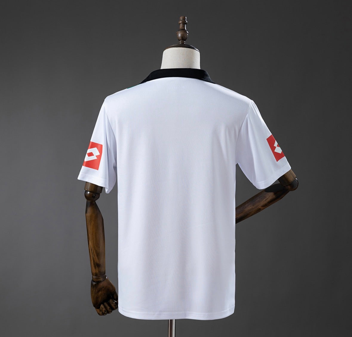 Retro Borussia Monchengladbach
Home 08/09