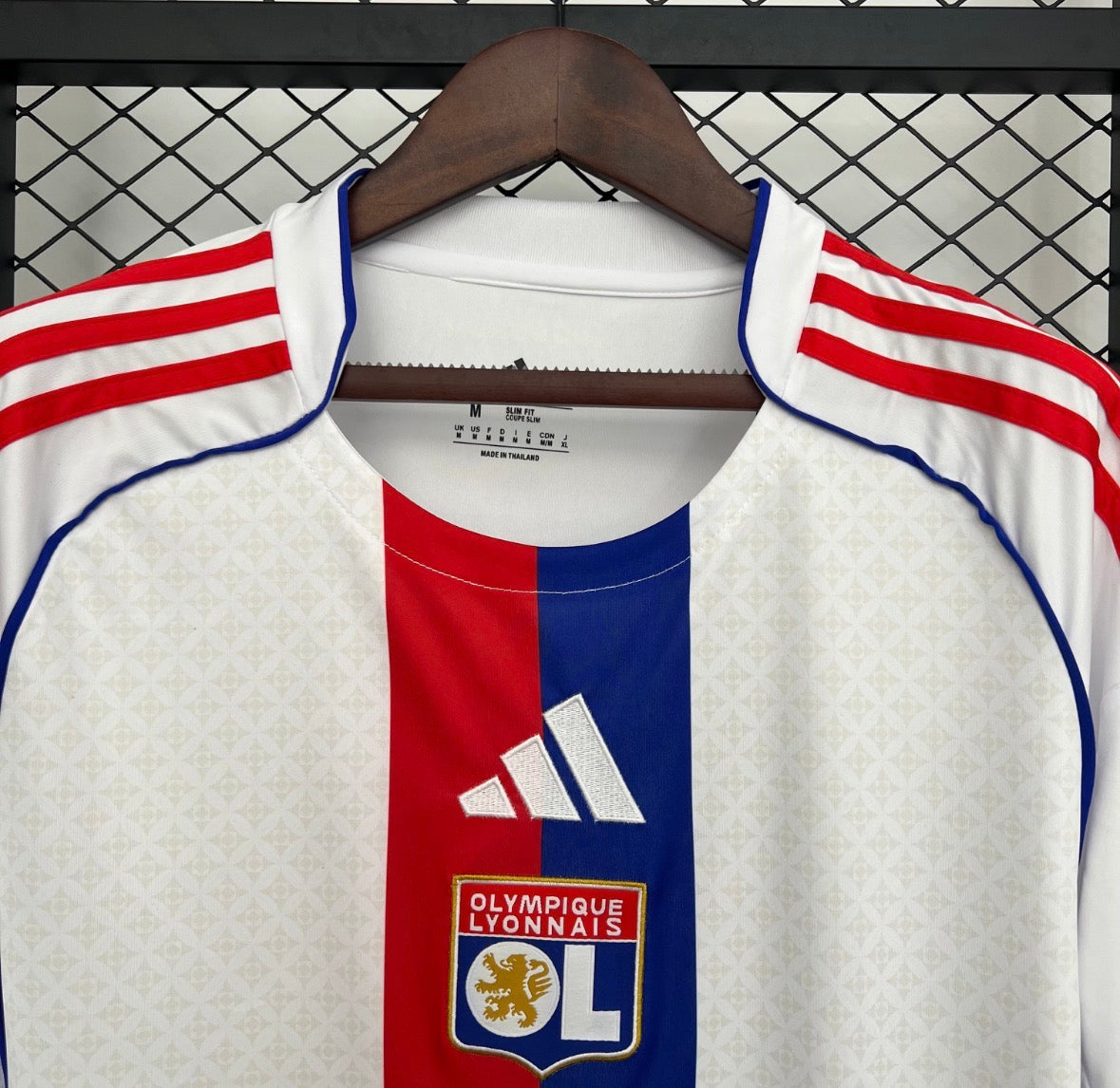 Lyon Home 25/26
