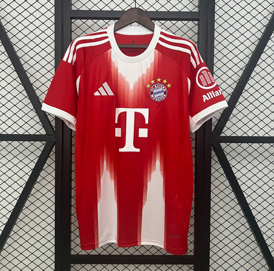 Bayern Munish home 25/26