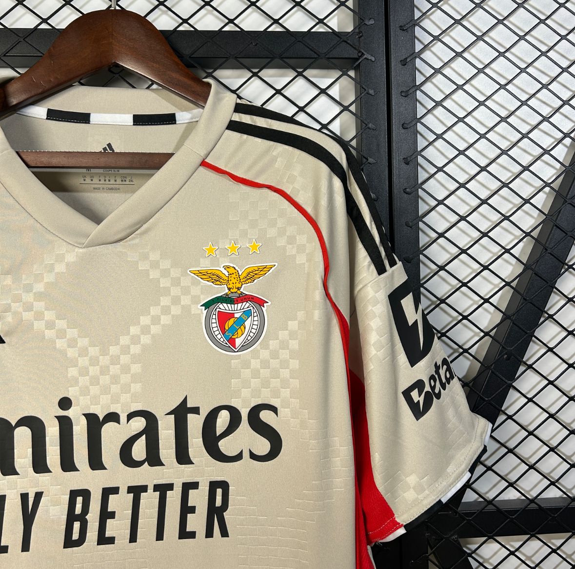 Benfica away 25/26