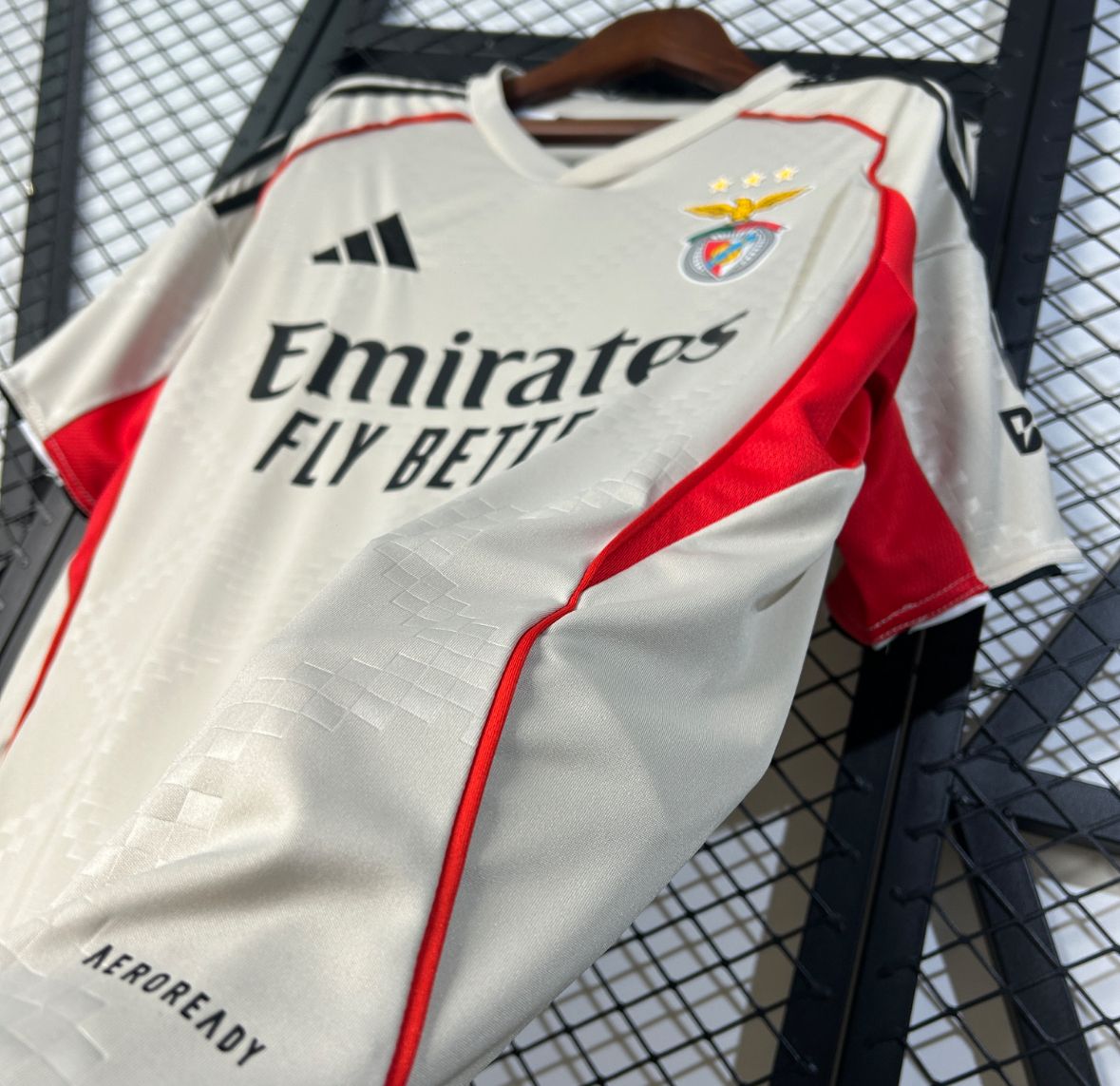 Benfica away 25/26