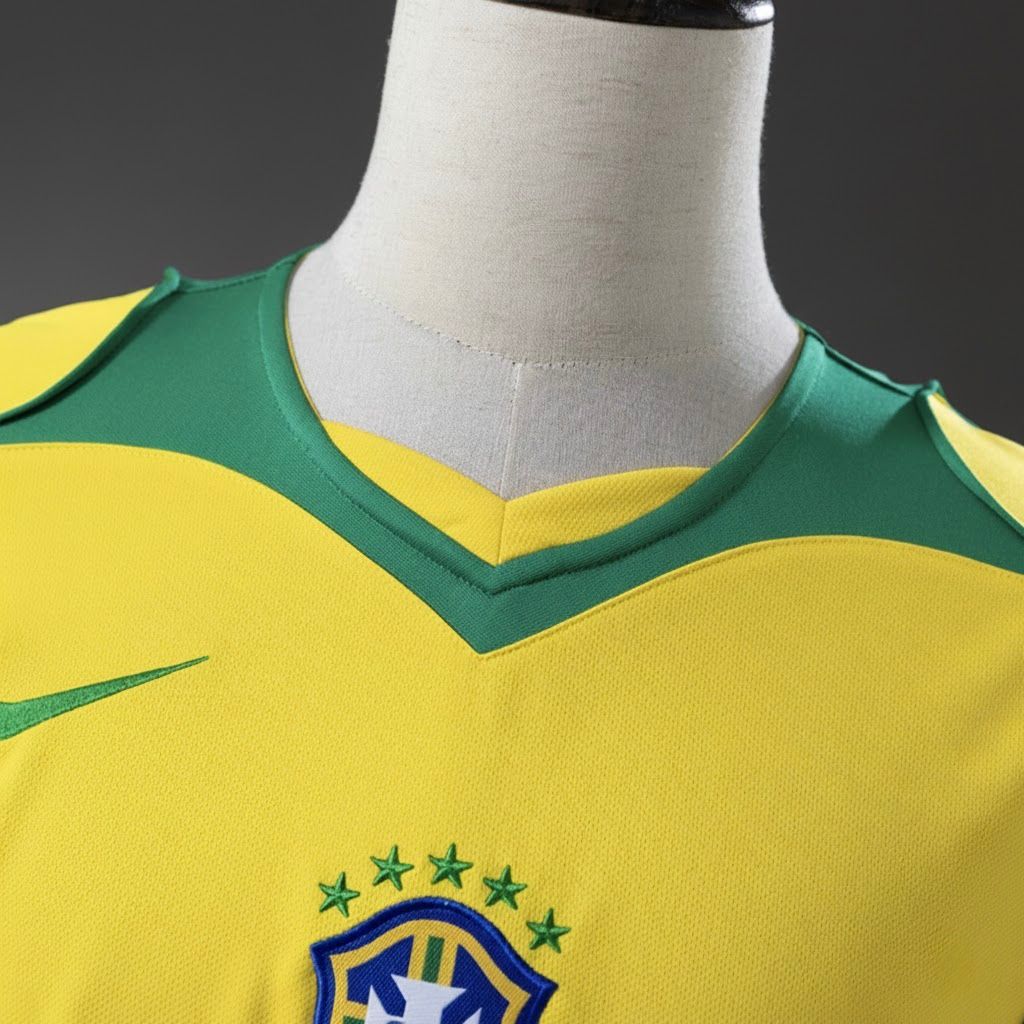 Brazil Home Long Sleeved Retro Jersey 2004