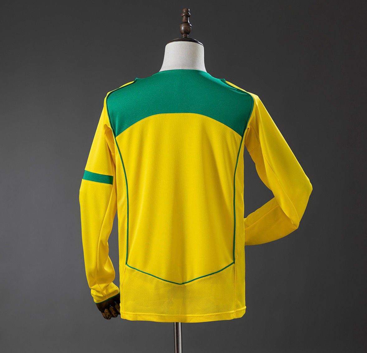 Brazil Home Long Sleeved Retro Jersey 2004