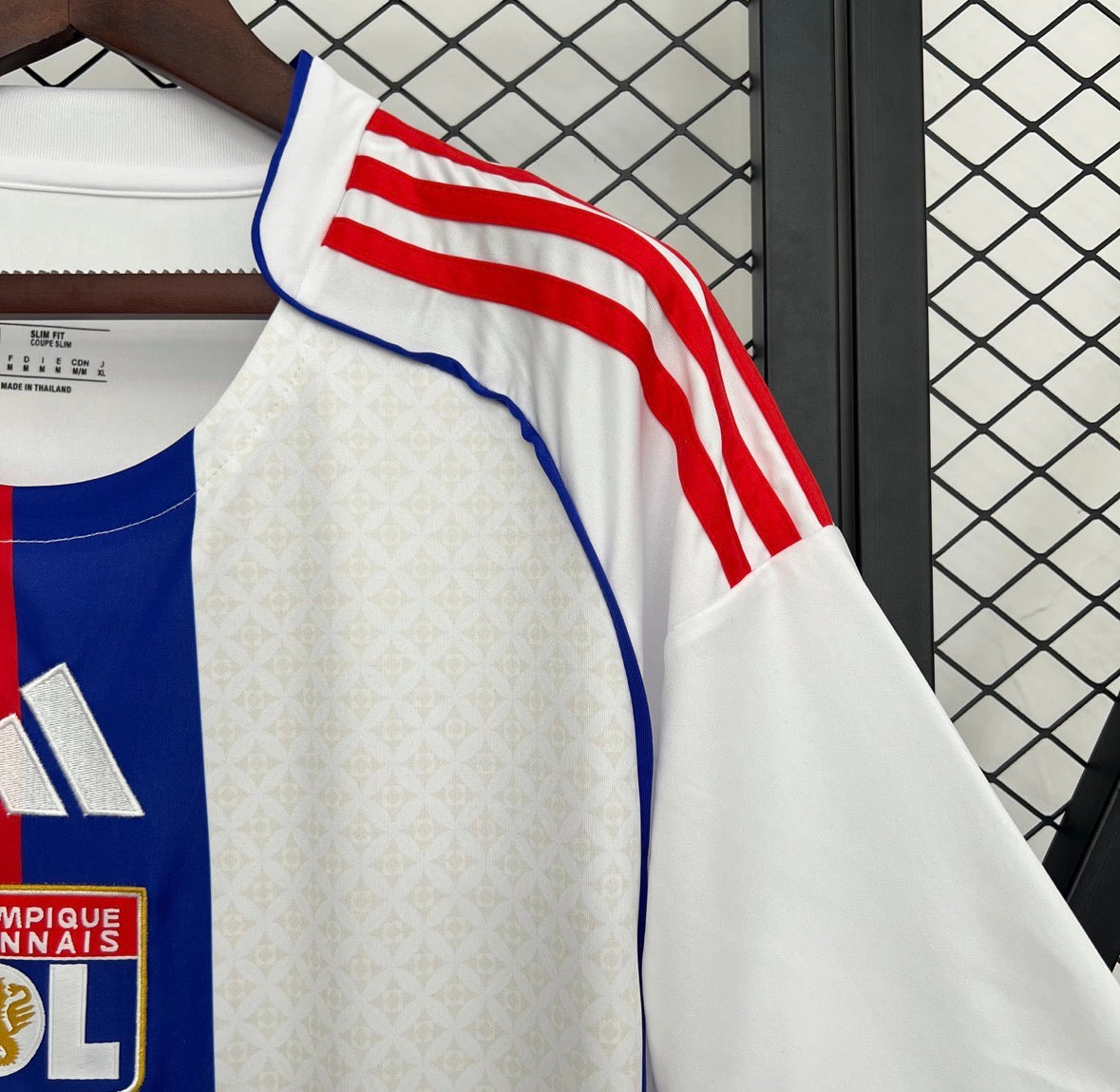 Lyon Home 25/26
