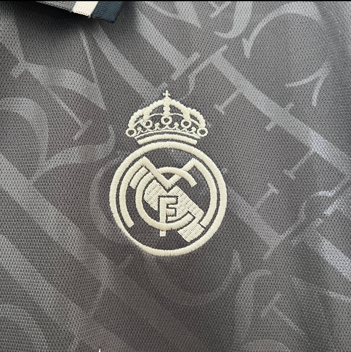 Real Madrid 24/25 third shirt