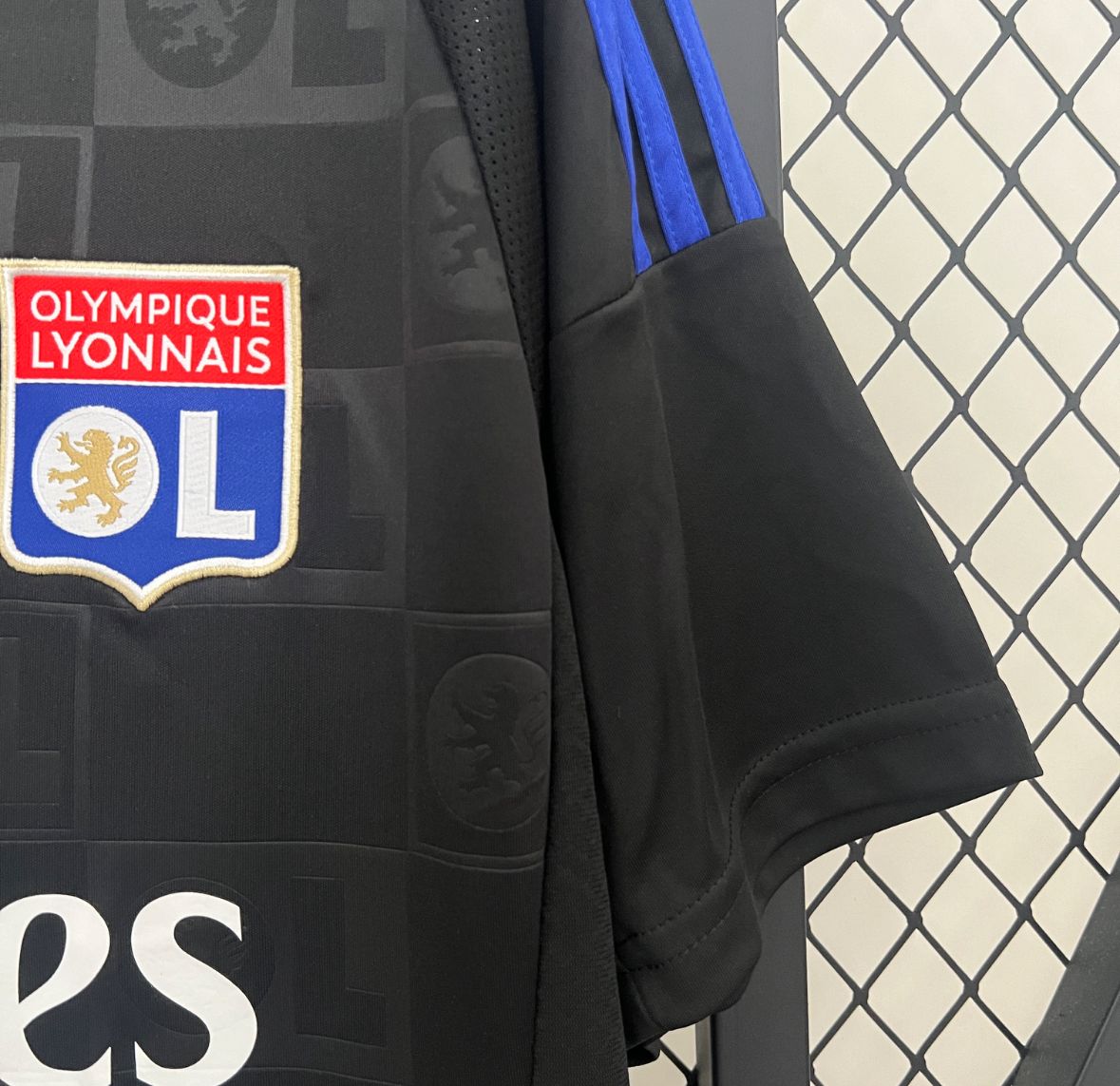 Lyon Away 24/25