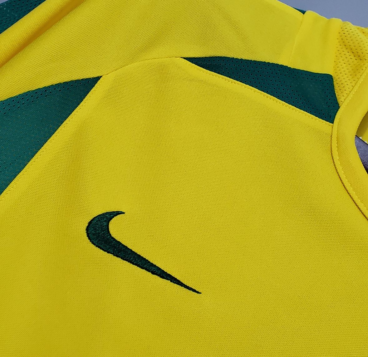 Retro 2002 Brazil home