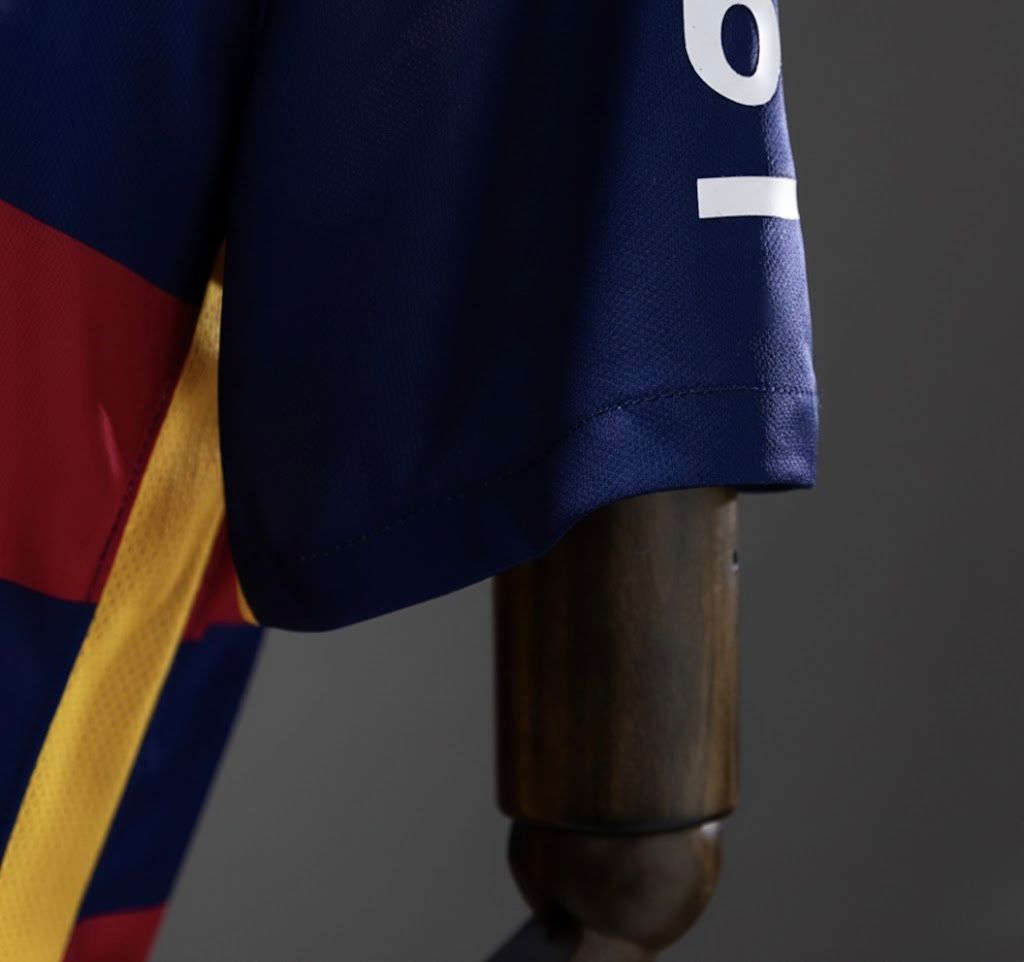 Retro Barcelona Home 15/16