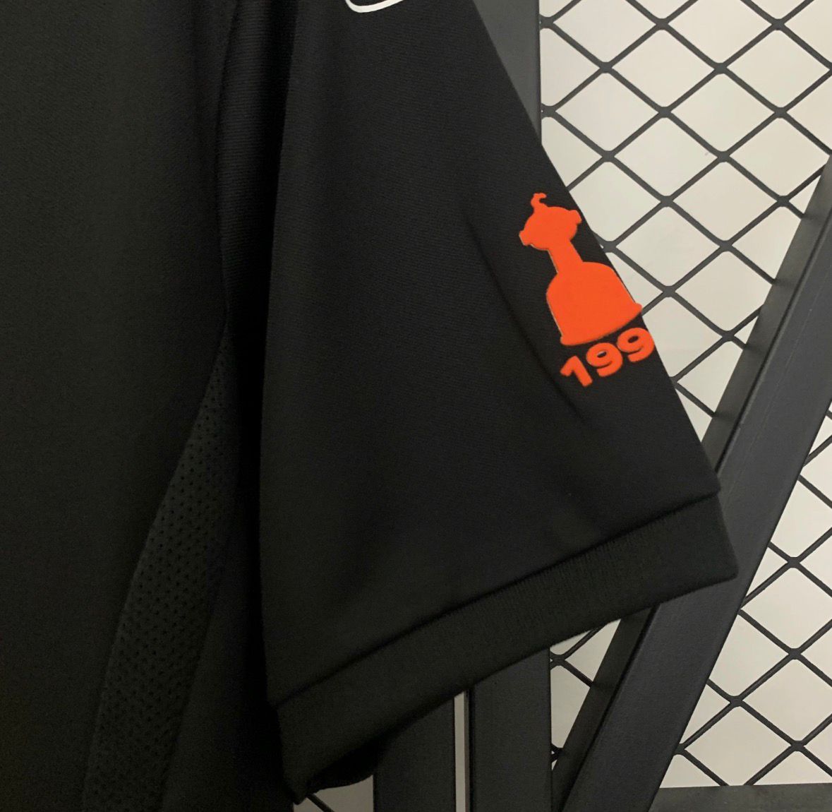 Retro Colo Colo Away 2004