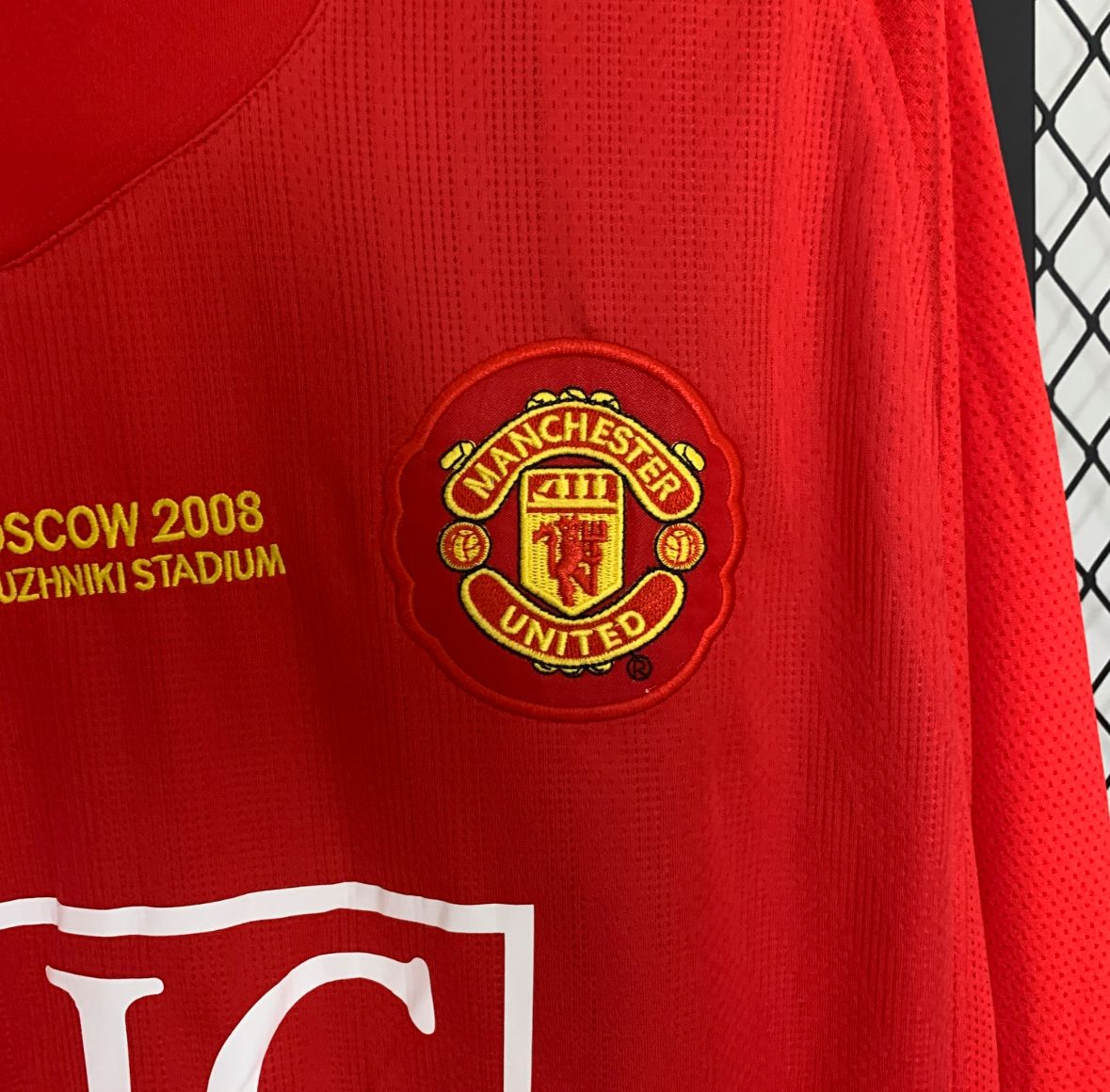 Retro long sleeve M-U Champions League version home 07/08